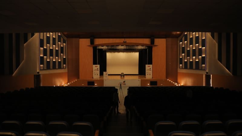 Catalyst Viraaj International public speaking and media presence India